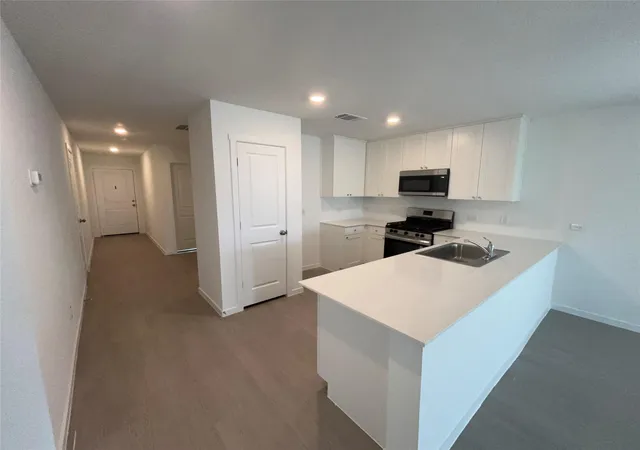 Photo 3 of Sale Pending at 121 Spotbill Ct, Uhland, TX 78640 | MLS# 6690533 | Listing updated on 2026-09-22
