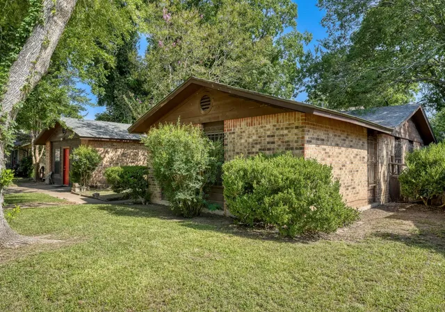 Photo 2 of Single family home for sale at 5800 Coolbrook Dr, Austin, TX 78724 | MLS# 3686478 | Listing updated on 2026-10-08