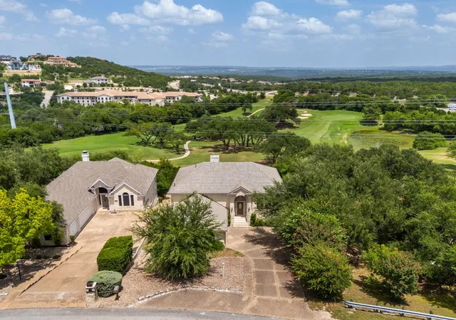 Photo 2 of Single family home for sale at 214 Golf Crst Ln, Lakeway, TX 78734 | MLS# 6153697 | Listing updated on 2026-09-04