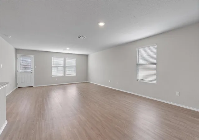 Photo 4 of Single family home for sale at 518 Blue Stem Rd, New Braunfels, TX 78130 | MLS# 3023458 | Listing updated on 2026-09-04