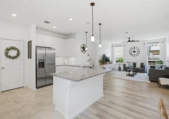 Photo 1 of Single family home for sale at 425 Conchillos Dr, Georgetown, TX 78626 | MLS# 2559576 | Listing updated on 2026-08-29