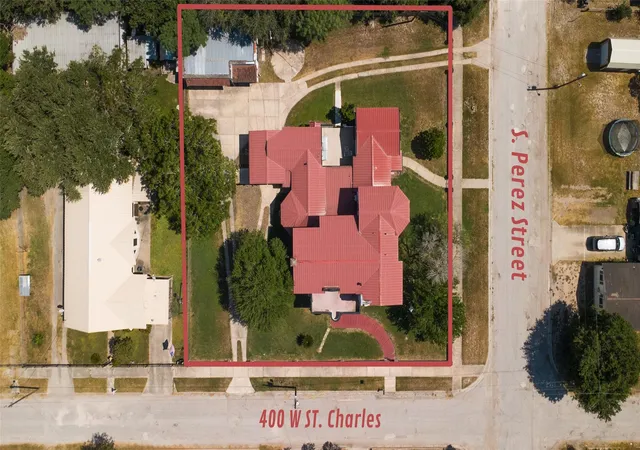 Photo 4 of Single family home for sale at 400 W St Charles Ave, San Diego, TX 78384 | MLS# 3292292 | Listing updated on 2026-08-11