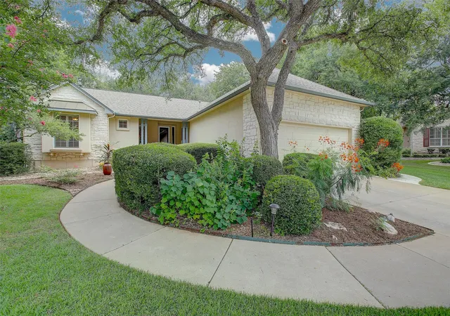 1st image of 113 Branding Iron Cv, Georgetown, TX 78633 | MLS# 4619344