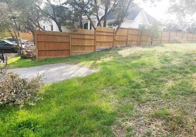 Photo 4 of Land for sale at 1906 Crazyhorse Pass, Austin, TX 78734 | MLS# 4878290 | Listing updated on 2026-08-31