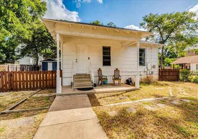 5th image of 3512 Gonzales St, Austin, TX 78702 | MLS# 1499490