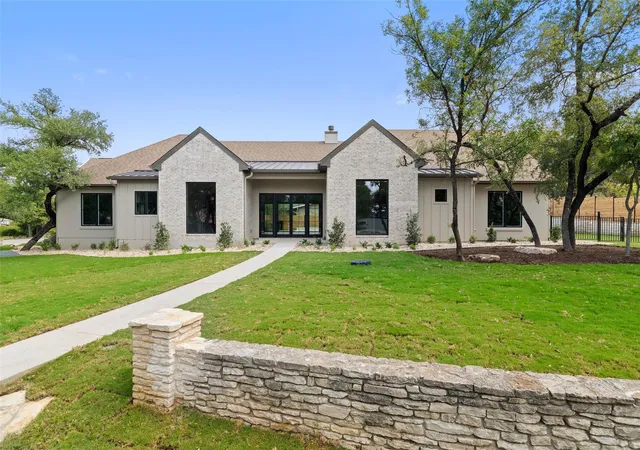 Photo 1 of Single family home for sale at 304 Comet, Lakeway, TX 78734 | MLS# 2221589 | Listing updated on 2026-09-12