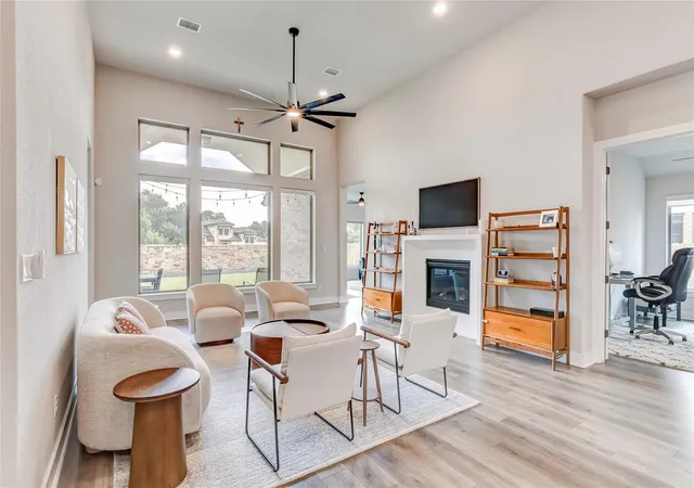 Photo 4 of Single family home for sale at 1416 Francesca Arden Way, Leander, TX 78641 | MLS# 1857078 | Listing updated on 2026-10-08