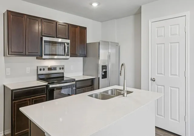 Photo 4 of Single family home for sale at 1207 Firewheel Dr, Killeen, TX | MLS# 4303500 | Listing updated on 2026-08-25