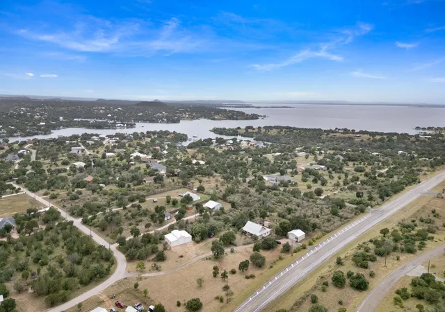 Photo 4 of Single family home for sale at 204 Deer Ridge Dr, Burnet, TX 78611 | MLS# 9045888 | Listing updated on 2026-09-02