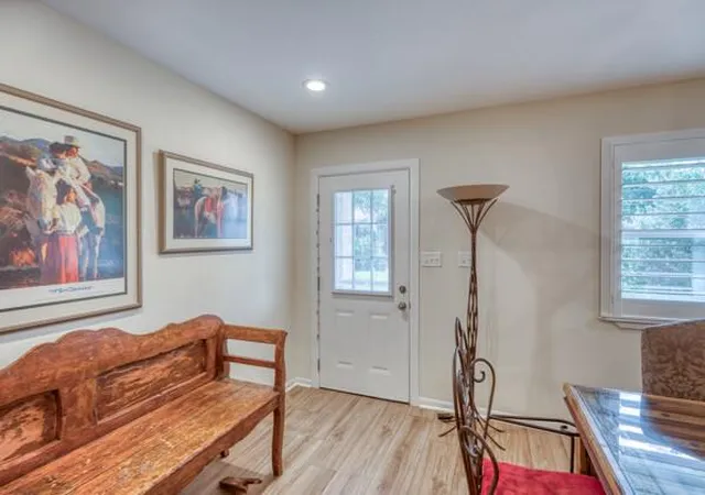 Photo 3 of Single family home for sale at 215 E Mcgee Trl, Kingsland, TX 78639 | MLS# 3186267 | Listing updated on 2026-08-03
