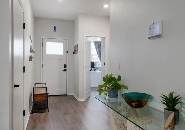 Photo 3 of Single family home for sale at 916 Scott Ct, Georgetown, TX 78626 | MLS# 9025085 | Listing updated on 2026-10-10