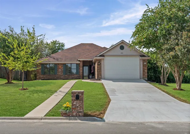 Photo 1 of Single family home for sale at 4101 Hopi Trl, Temple, TX 76504 | MLS# 7479080 | Listing updated on 2026-10-01