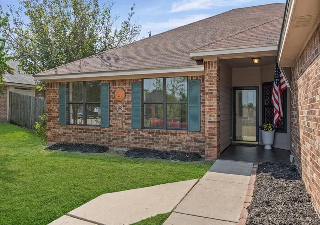 Photo 3 of Single family home for sale at 4101 Hopi Trl, Temple, TX 76504 | MLS# 7479080 | Listing updated on 2026-10-01