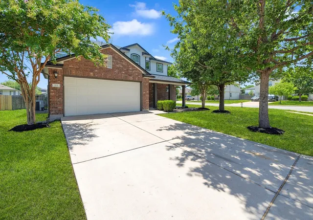 Photo 3 of Single family home for sale at 113 Nueces River Trl, Hutto, TX 78634 | MLS# 5767085 | Listing updated on 2026-07-25