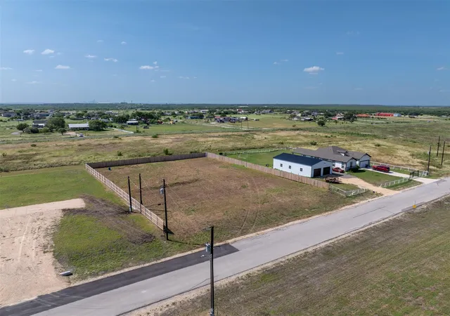 Land for sale at 205 Desperado Loop, Del Valle, TX 78617 | MLS# 8522203