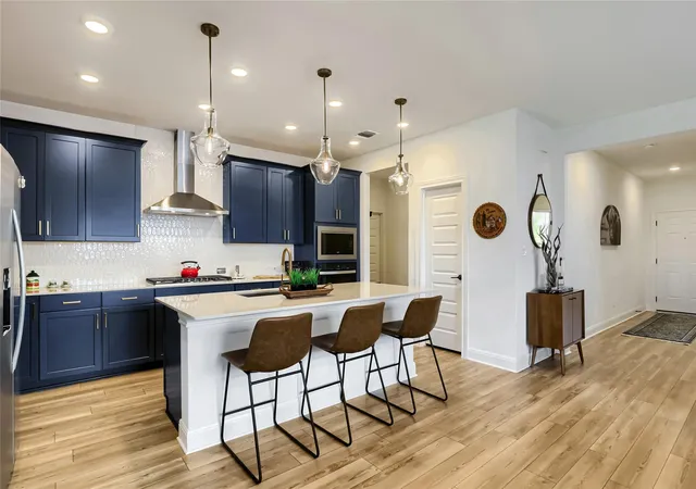 Photo 3 of Single family home for sale at 237 Redonda Dr, Liberty Hill, TX 78642 | MLS# 9066388 | Listing updated on 2026-07-31