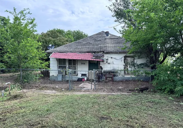 6th image of 304 E Prairie Ave, Rogers, TX 76569 | MLS# 3128798
