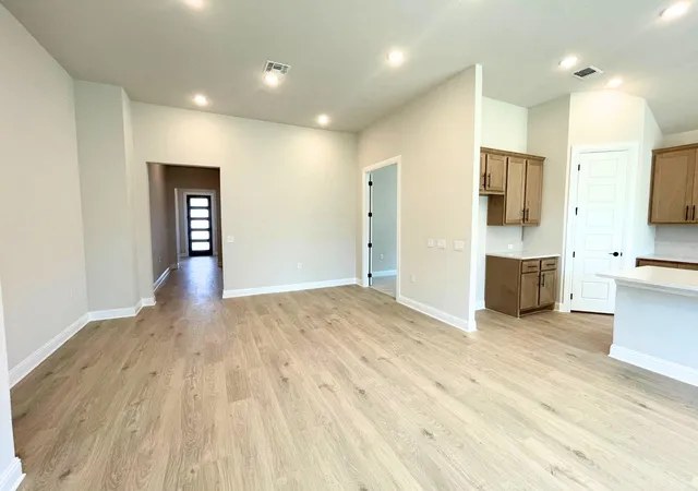 Photo 4 of Sale Pending at 9605 Gladsome Path, Manor, TX 78653 | MLS# 6079489 | Listing updated on 2026-10-03