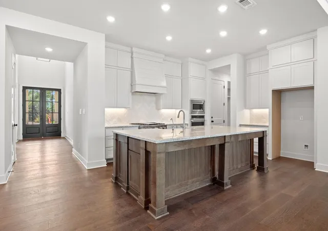 Photo 4 of Single family home for sale at 1109 Twisted Tarpley Ln, Georgetown, TX 78628 | MLS# 9748976 | Listing updated on 2026-10-10