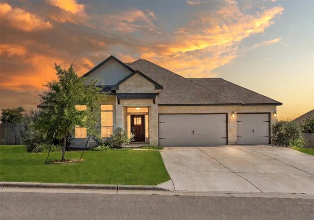 Photo 1 of Single family home for sale at 1527 Mountain Crst Cv, Salado, TX 76571 | MLS# 6994152 | Listing updated on 2026-09-17