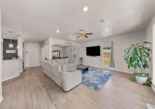 Photo 4 of Single family home for sale at 1527 Mountain Crst Cv, Salado, TX 76571 | MLS# 6994152 | Listing updated on 2026-09-17