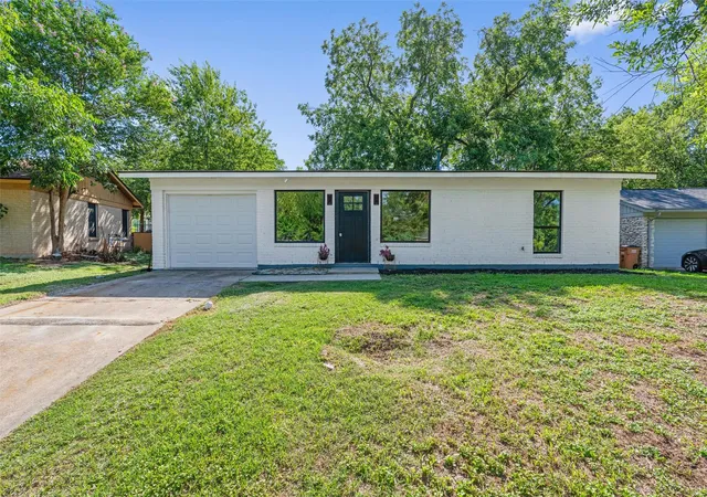 Photo 2 of Single family home for sale at 9009 Glenn Ln, Austin, TX 78753 | MLS# 1639536 | Listing updated on 2026-08-17