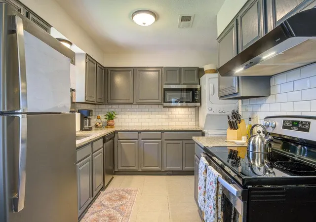 Photo 3 of Single family home for sale at 167 Hatcher Ave, San Antonio, TX 78223 | MLS# 3335941 | Listing updated on 2026-10-05