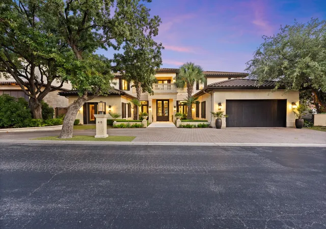Photo 1 of Sale Pending at 415 Lighthouse Dr, Horseshoe Bay, TX 78657 | MLS# 7718038 | Listing updated on 2026-09-28