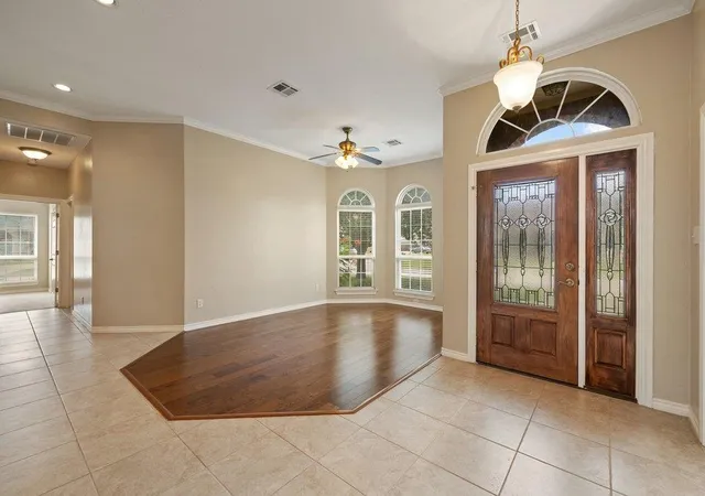 4th image of 100 Davis Ct, Thorndale, TX 76577 | MLS# 9825144
