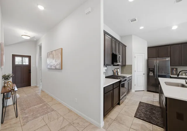 Photo 4 of Single family home for sale at 250 Finstown St, Hutto, TX 78634 | MLS# 9244715 | Listing updated on 2026-08-25