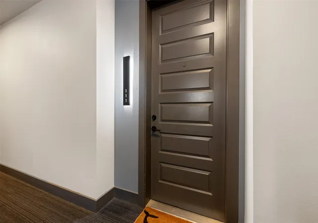 Listing Photo 4 - Condo for sale in building located at 3101 W Govalle Ave, Austin, TX 78702 - Unit #111