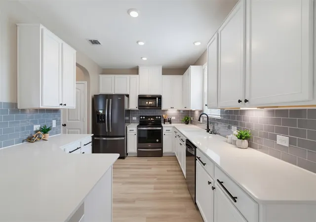 Photo 3 of Sale Pending at 7801 Song Sparrow Dr, Austin, TX 78744 | MLS# 9838001 | Listing updated on 2026-09-28