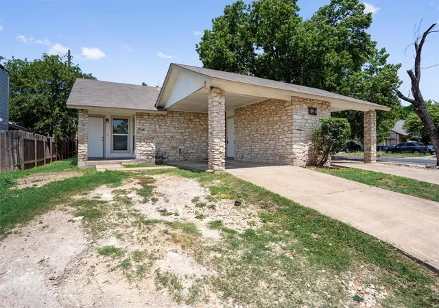 1st image of 900 Fieldwood Dr, Austin, TX 78758 | MLS# 3020561