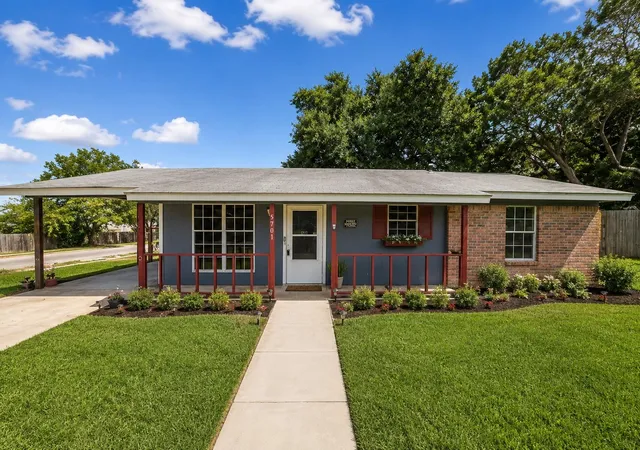 Photo 1 of Single family home for sale at 5701 Glen Meadow Dr, Austin, TX 78745 | MLS# 1834357 | Listing updated on 2026-09-02