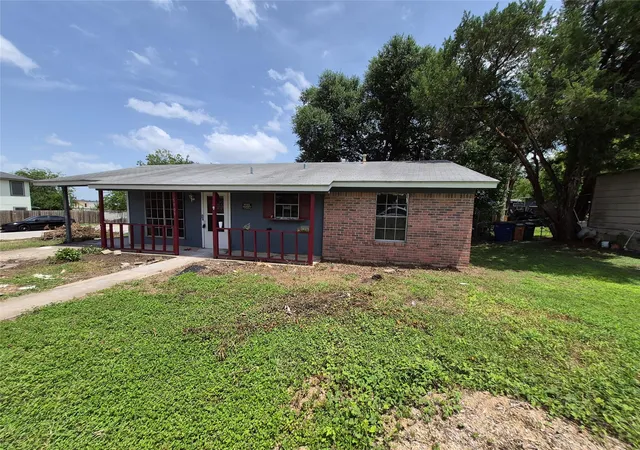 Photo 2 of Single family home for sale at 5701 Glen Meadow Dr, Austin, TX 78745 | MLS# 1834357 | Listing updated on 2026-09-02