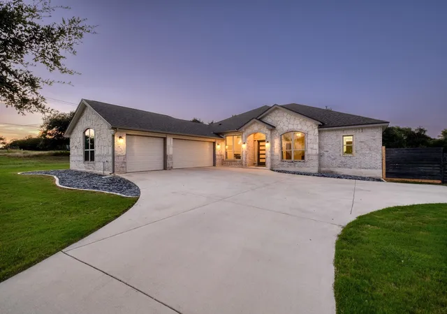 Photo 2 of Single family home for sale at 101 Enclave Park Cv, Georgetown, TX 78633 | MLS# 4315431 | Listing updated on 2026-08-02