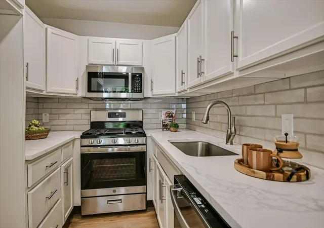 5th image of 4508 Craigwood Dr, Austin, TX 78725 | MLS# 4850903