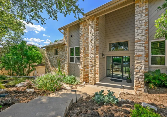 Single family home for sale at 1528 Ben Crenshaw Wy, Austin, TX 78746 | MLS# 1293941