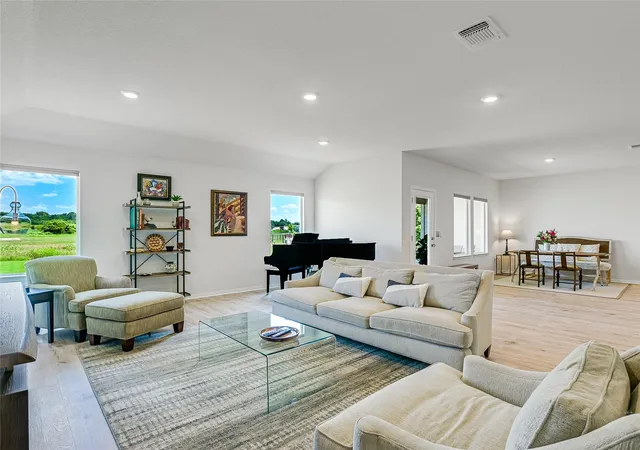 2nd image of 442 Colovista Pkwy, Bastrop, TX 78602 | MLS# 9005153
