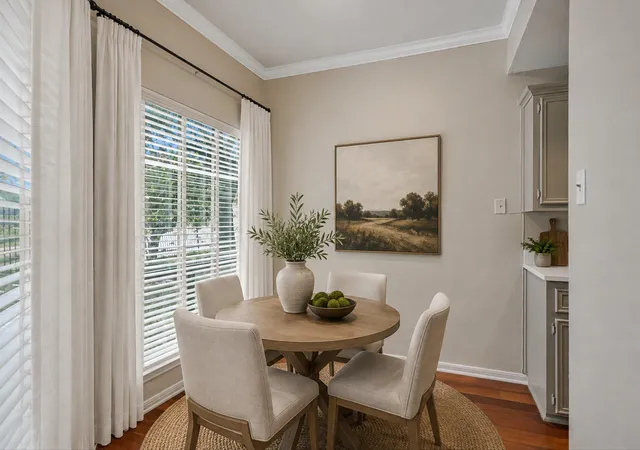 Listing Photo 5 - Condo for sale in building located at 3840 Far W Blvd, Austin, TX 78731 - Unit #103