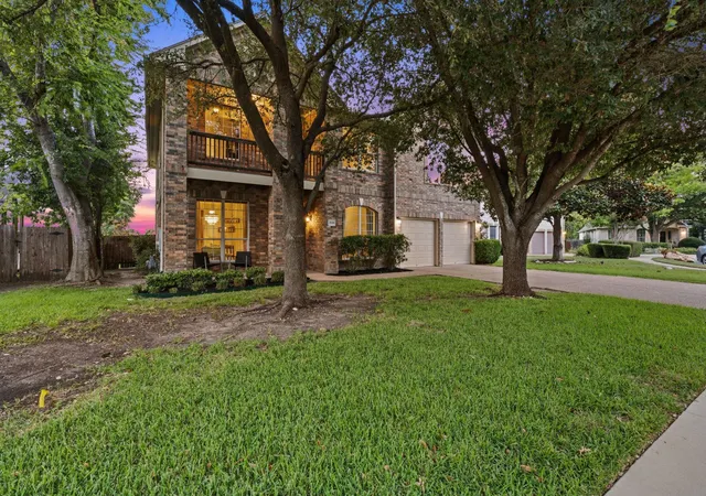 Photo 2 of Single family home for sale at 2126 Clear Lake Pl, Round Rock, TX 78665 | MLS# 5718162 | Listing updated on 2026-10-06