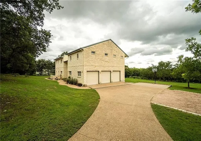 Photo 4 of Single family home for sale at 4804 Eck Ln, Austin, TX 78734 | MLS# 1915643 | Listing updated on 2026-09-13