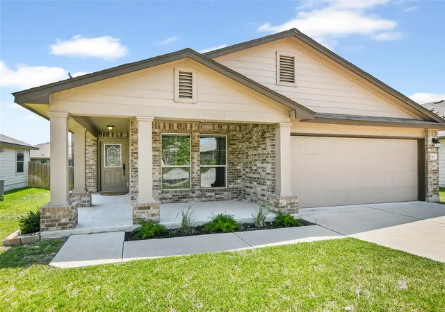Photo 2 of Single family home for sale at 141 Igneous Ln, Jarrell, TX 76537 | MLS# 2982933 | Listing updated on 2026-09-25