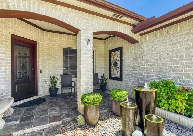 2nd image of 1810 Warwick Cv, Cedar Park, TX 78613 | MLS# 7753077