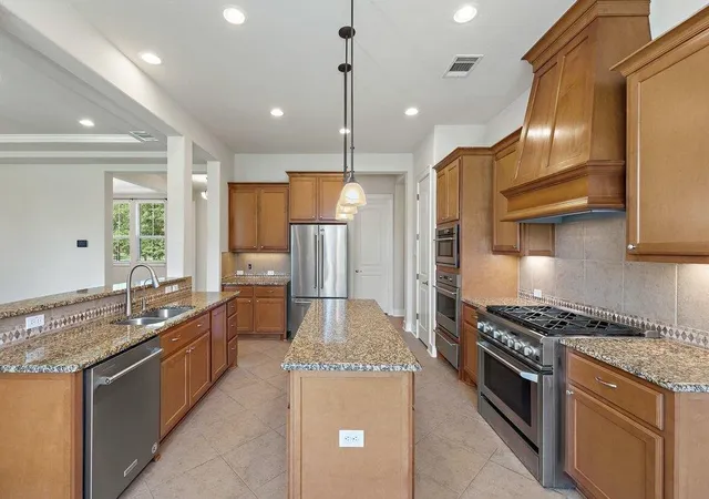 Photo 4 of Single family home for sale at 10183 Brangus Rd, Driftwood, TX 78619 | MLS# 4558037 | Listing updated on 2026-10-05