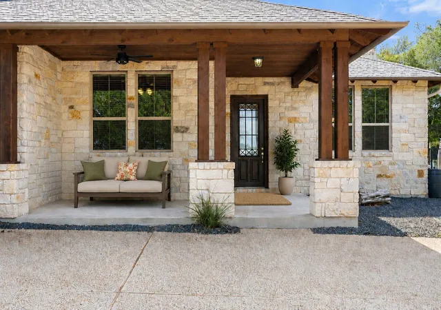 Photo 2 of Single family home for sale at 10183 Brangus Rd, Driftwood, TX 78619 | MLS# 4558037 | Listing updated on 2026-10-05