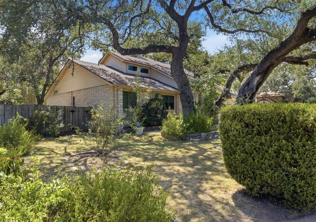 Photo 4 of Single family home for sale at 4605 Grider Pass, Austin, TX 78749 | MLS# 6687126 | Listing updated on 2026-09-06
