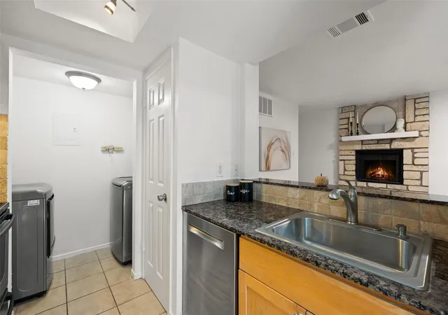 2nd image of 3627 Menchaca Rd, Austin, TX 78704