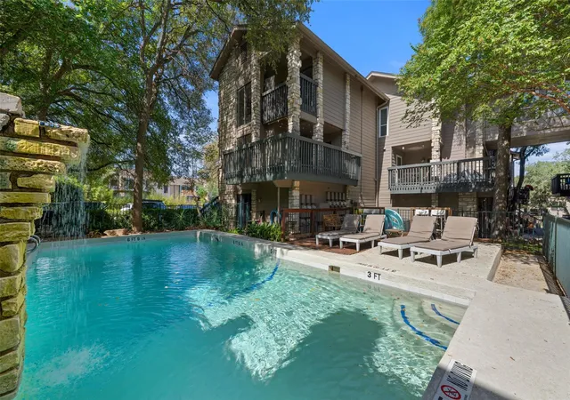 5th image of 3627 Menchaca Rd, Austin, TX 78704
