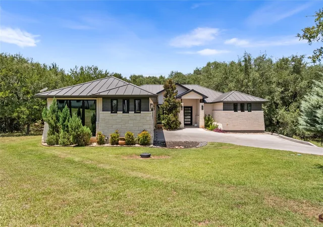3rd image of 118 Brandywine, Marble Falls, TX 78657 | MLS# 2766458